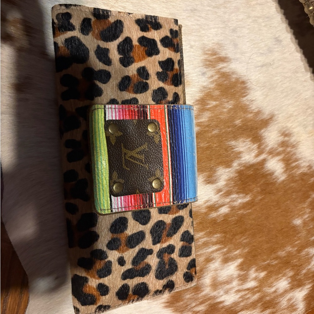 Leopard Print Women's Wallet with Colorblock Strap